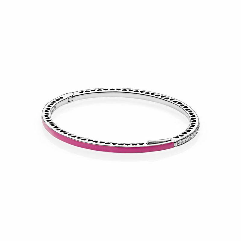 PANDORA Radiant Hearts Bangle Bracelet Silver Egypt EB0865412